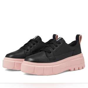 Rear Caribou™ X Shoe WPWomen's